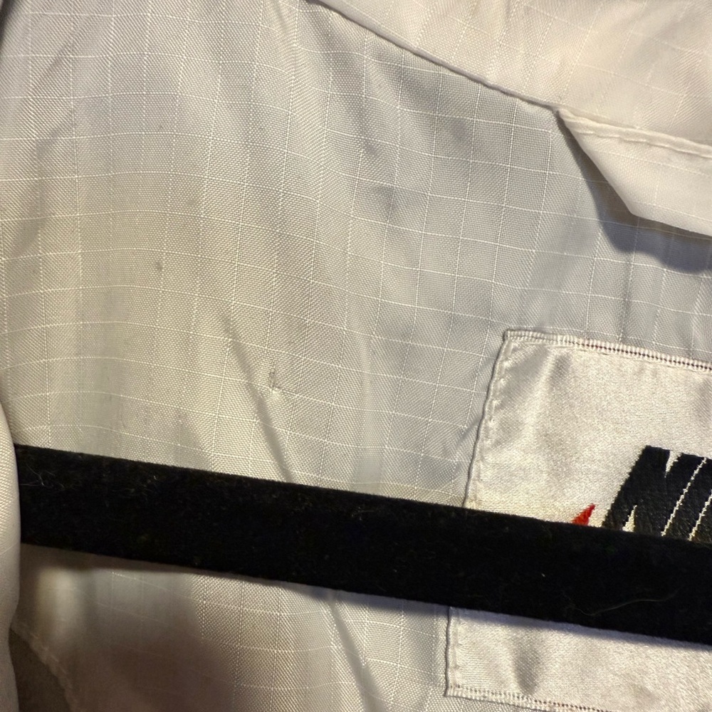 Nike Men’s Black Vintage Windbreaker (M) - Picture 12 of 13